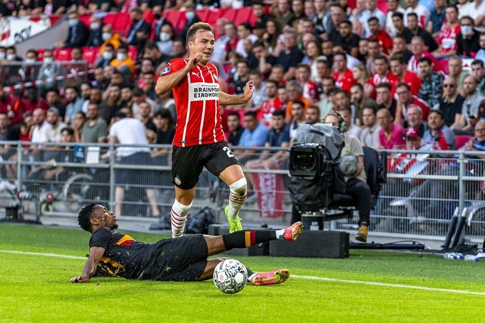 PSV, Galatasaray'ı 5 golle yendi