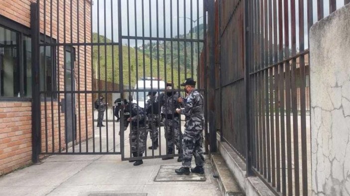Ekvador'da 2 hapishanede isyan çıktı: 21 ölü