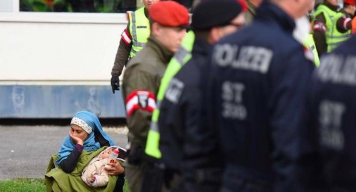 Avusturya hükümeti, kaçak göçmenlere karşı önlem aldı