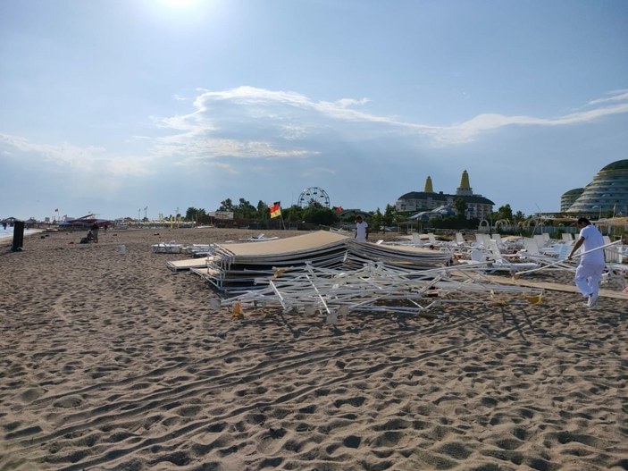 Antalya'da hortum sahili vurdu