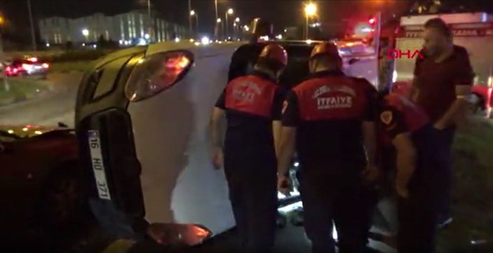 Zonguldak’ta otomobil ile hafif ticari araç çarpıştı