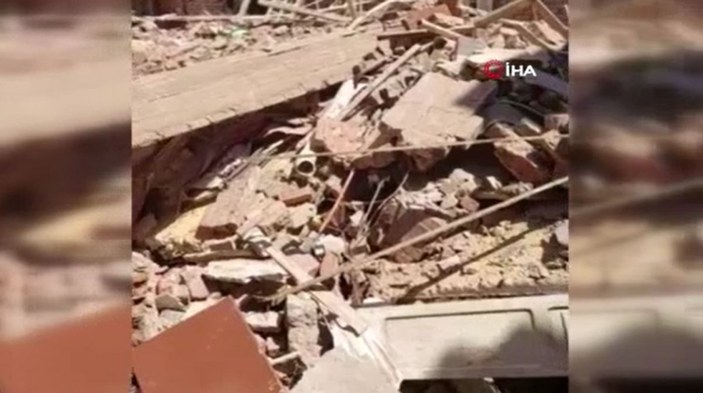 Mısır’da 6 katlı bina çöktü