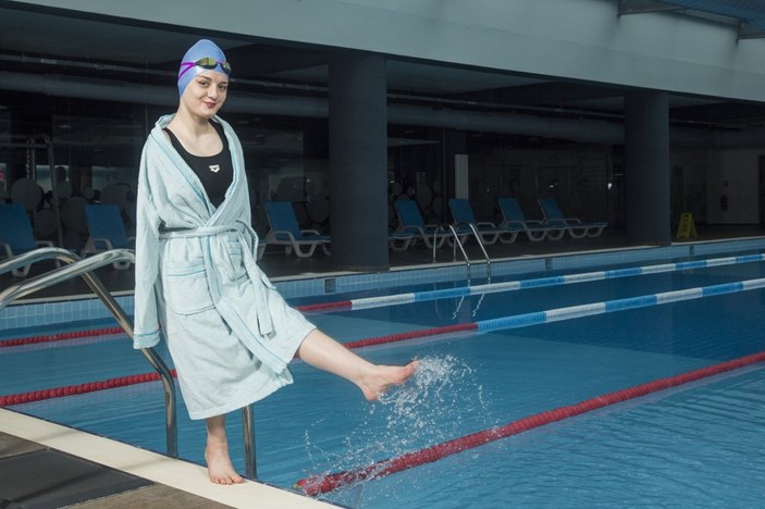 Türkiye'nin 'Balık Kız'ı: Milli yüzücü Sümeyye Boyacı kimdir?
