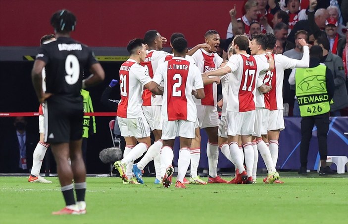 Beşiktaş, Ajax'a 2-0 mağlup oldu