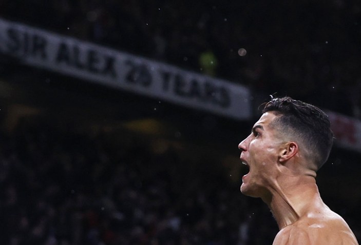Cristiano Ronaldo'dan Şampiyonlar Ligi'nde çifte rekor