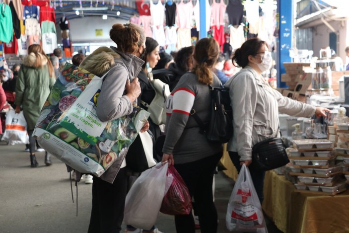 Bulgarlar, Edirne'deki 'sosyete pazarı'na akın etti