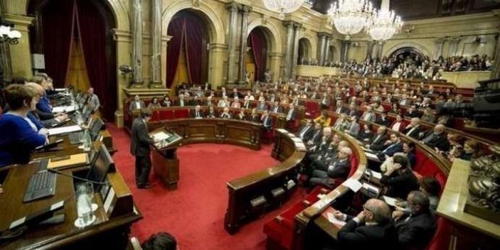 Katalonya özerk yönetim parlamentosundan YPG/PKK kararı