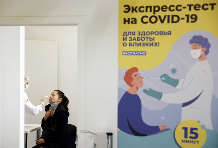Rusya'da koronavirüs önlemlerinin sıkılaştırılması kararı alındı