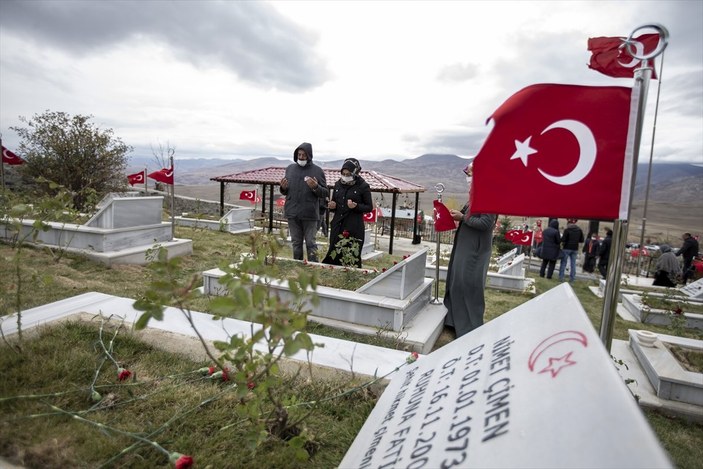 Terör örgütü PKK'nın 33 kişiyi şehit ettiği Yavi katliamının 28'inci yılı