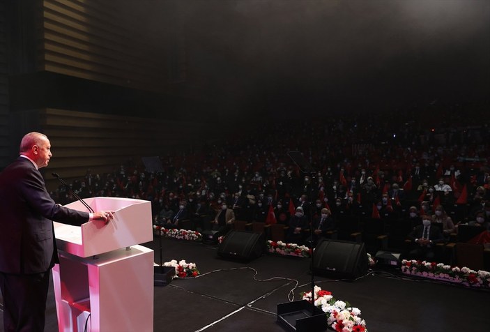 Cumhurbaşkanı Erdoğan'dan Memleket İsterim şiiri