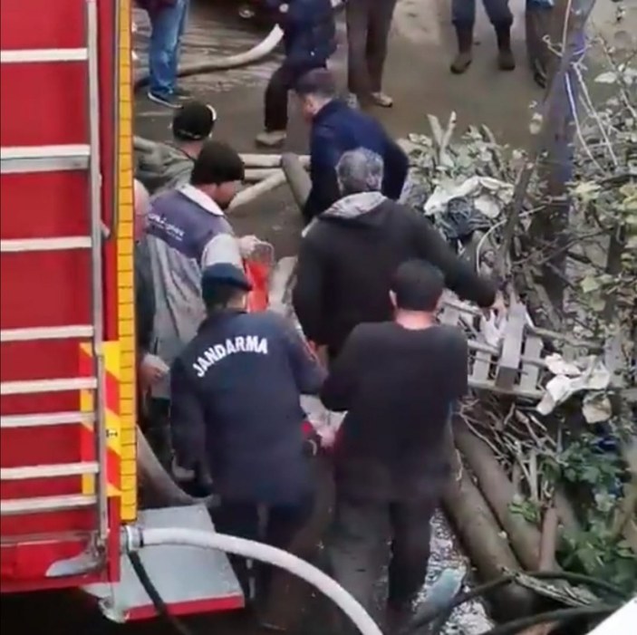 Rize'de meydana gelen yangında 1 kişi yaşamını yitirdi