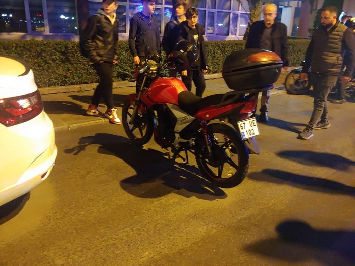 Zonguldak'ta motosikletin vurduğu yaya kafa travması geçirdi