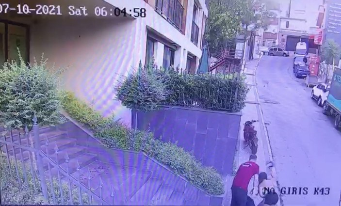 Beyoğlu'nda çanta çalan hırsız gasbedildi