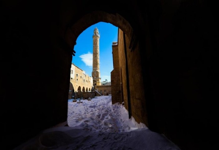 Mardin'de kartpostallık kar manzaraları
