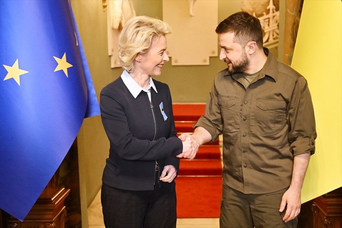 AB Komisyonu Başkanı Ursula Von der Leyen: Ukrayna Avrupa ailesine aittir