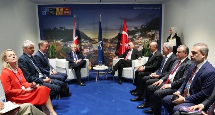 Boris Johnson'dan Erdoğan'ın tahıl krizindeki liderliğine övgü