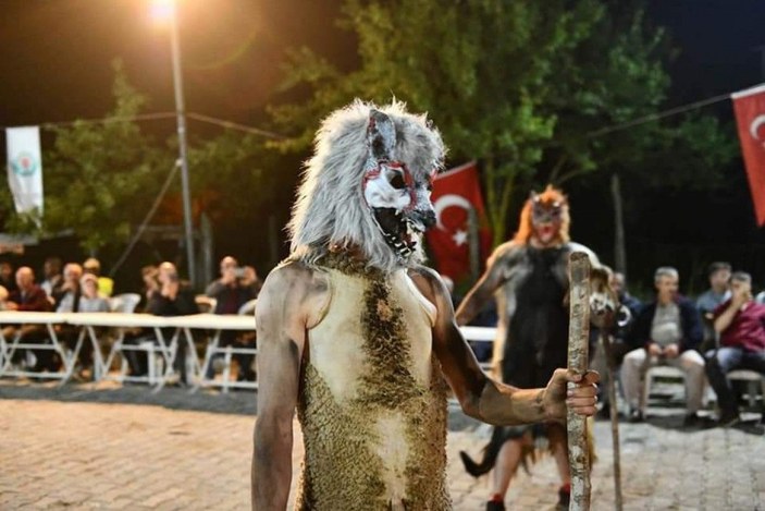 Bursa’da kurban derileri ile 200 yıllık gelenek