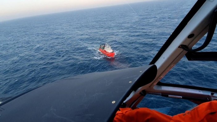 Arjantin’de kalp krizi geçiren balıkçı helikopterle kurtarıldı
