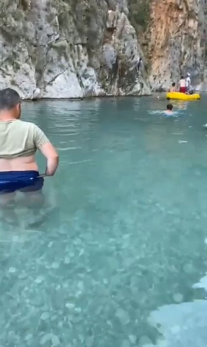 Antalya'ya tatile giden genç kanyonda can verdi