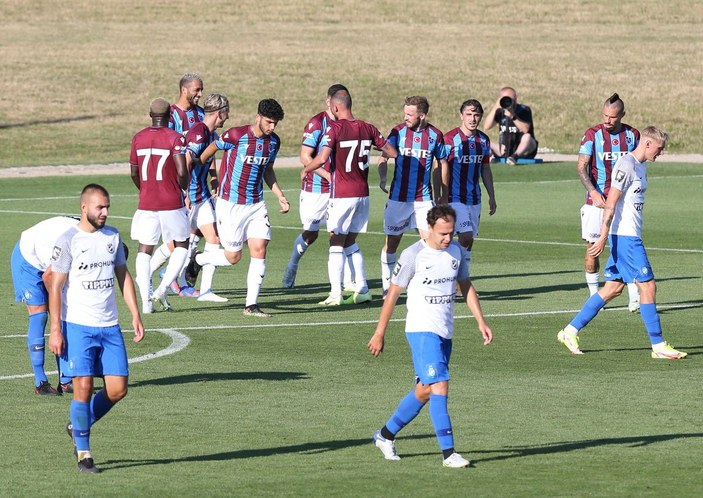 Trabzonspor hazırlık maçında MTK Budapeşte'yi 2-1 mağlup etti
