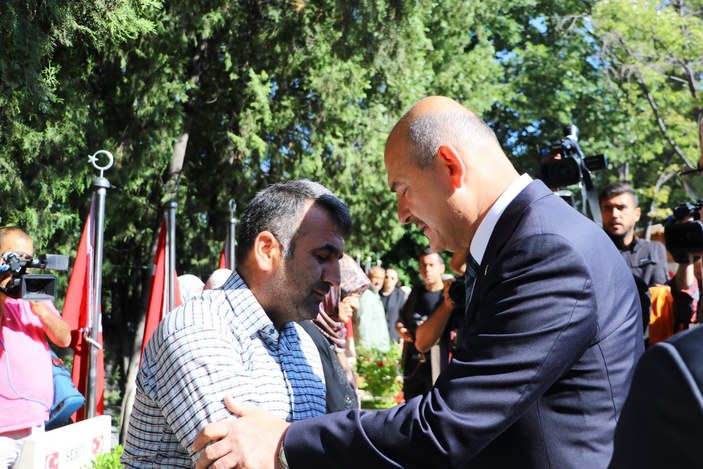Süleyman Soylu, 15 Temmuz Şehitliği'ndeki anma törenine katıldı