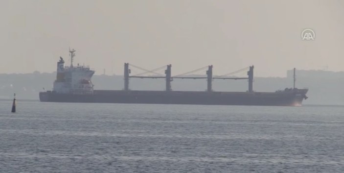 Tahıl yüklü gemiler Ukrayna'dan ayrılıyor