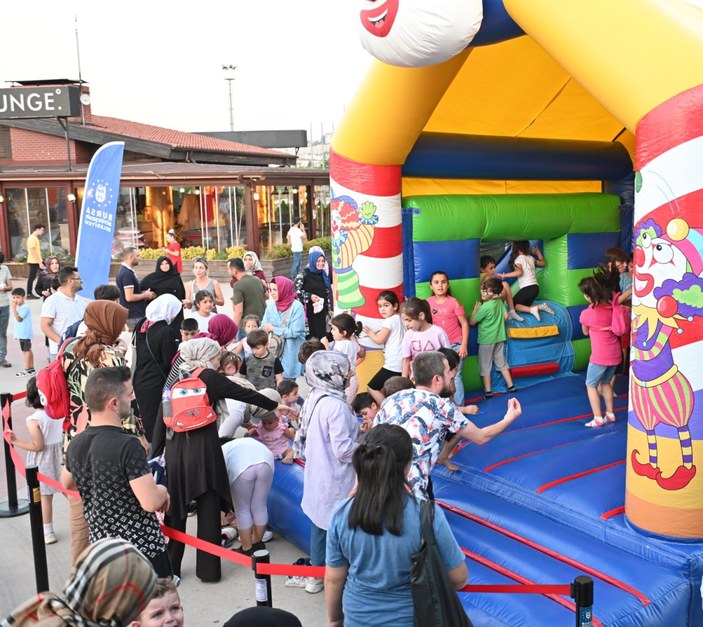 Bursa Büyükşehir Belediyesi, ToyMobil Park projesi ile eğlenceyi çocuklarla buluşturdu