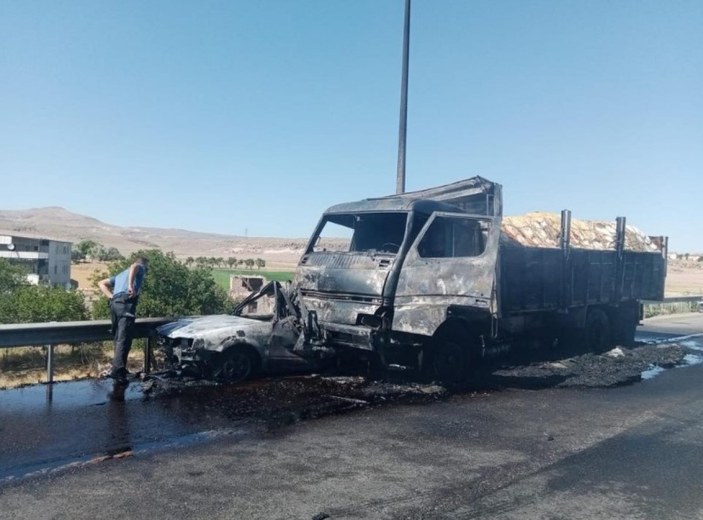 Kayseri'de 2 kişinin yanarak ölümüne neden olan sürücü kazayı anlattı
