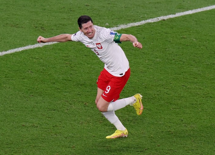 Robert Lewandowski, ilk Dünya Kupası golünü attı