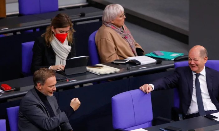 Almanya'da enerji krizi meclise de yansıdı
