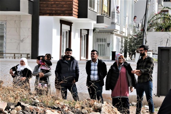 Antalya'da psikolojik sorunları olan genç evi ateşe verdi