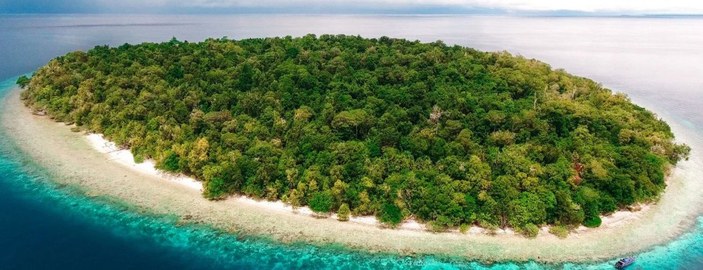 Endonezya, 100’den fazla tropikal adanın geliştirme haklarını satıyor