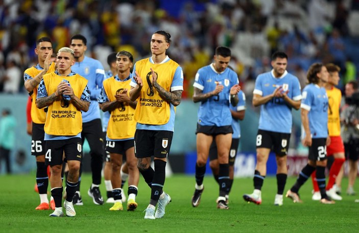 Uruguay, Gana'yı yenmesine rağmen elendi