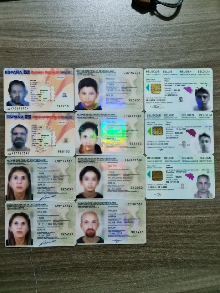 Aydın'da kaçmaya çalışan FETÖ üyeleri yurt dışı kimlikleriyle yakalandı