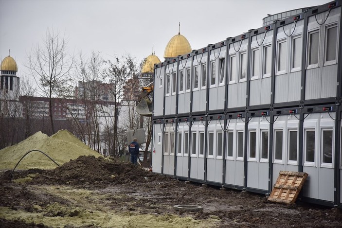Ukrayna'nın en büyük mülteci yerleşkesi inşa ediliyor