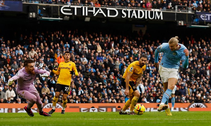 Manchester City, Haaland'ın hat-trickiyle Wolverhampton'u yendi