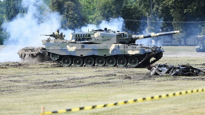 Almanya'dan Ukrayna'ya tank yardımı