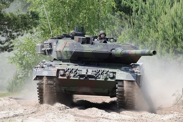 Almanya'dan Ukrayna'ya tank yardımı