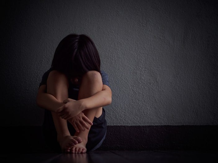Kırgızistan'da çocuğa cinsel saldırıya hadım cezası kabul edildi