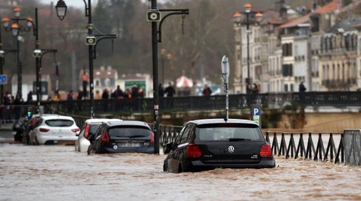 Fransa'da 2022'deki doğal afetler 10 milyar euro zarara yol açtı