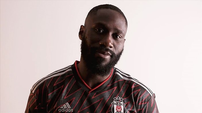 Beşiktaş, Masuaku için West Ham'la pazarlık yapıyor