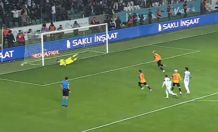 Mauro Icardi, Giresunspor karşısında penaltı kaçırdı