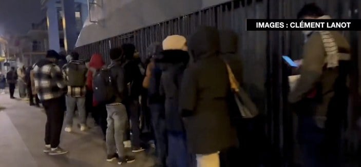 Paris'teki yüzlerce öğrenci, gıda yardımı için seferber oldu