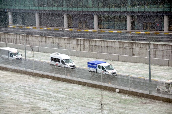 İstanbul Havalimanı'nda kar yağışı  #1