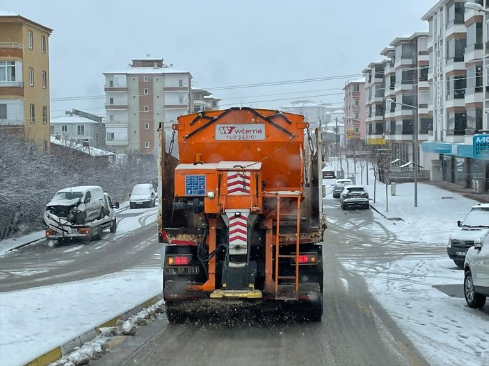 Çorum'da 158 köy yolu kar nedeniyle ulaşıma kapandı