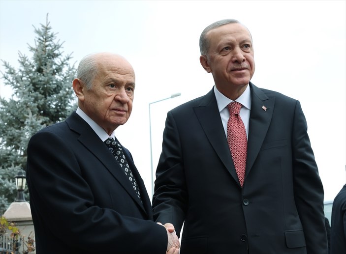 Devlet Bahçeli, Cumhurbaşkanı Erdoğan'ı konutunda ağırladı