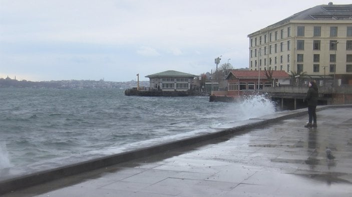 İstanbul’da fırtına; bazı vapur seferleri yapılamıyor  #5