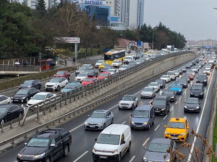 İstanbul'da hafta sonu trafik yoğunluğu