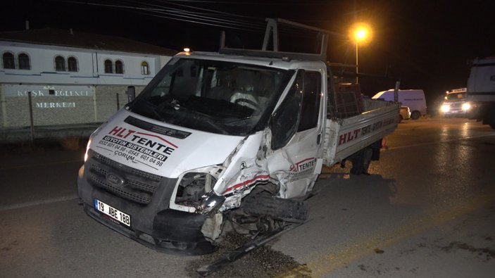 Kırıkkale'de otomobil ile kamyonet çarpıştı: 1 ölü, 3 yaralı