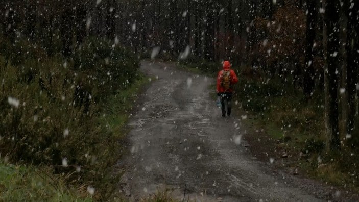 İstanbul'da beklenen kar yağışı etkisini göstermeye başladı